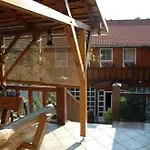 Frühstückspension Alabardos Panzio Es Apartmanhaz 4*