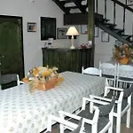 Bed & Breakfast Alabardos Panzio Es Apartmanhaz Ostřihom