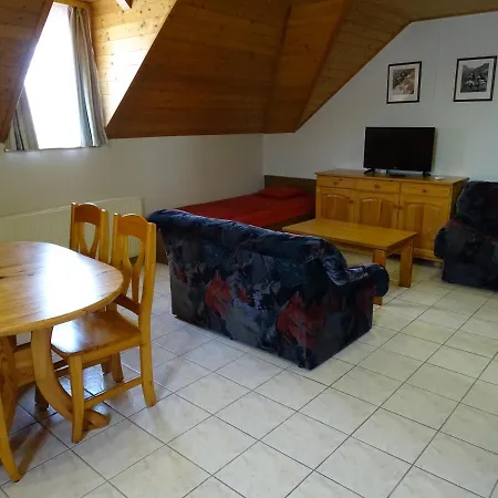 Bed & Breakfast Alabardos Panzio Es Apartmanhaz 2*