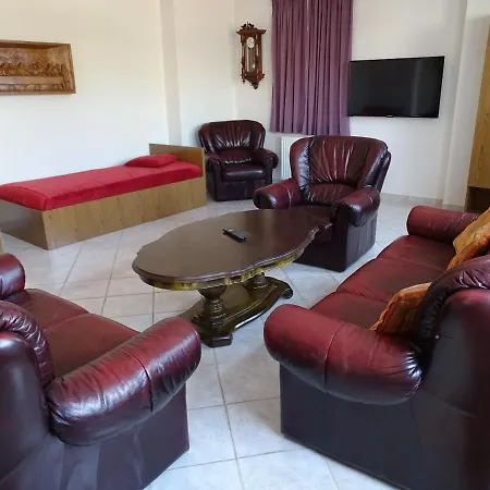 Bed & Breakfast Alabardos Panzio Es Apartmanhaz