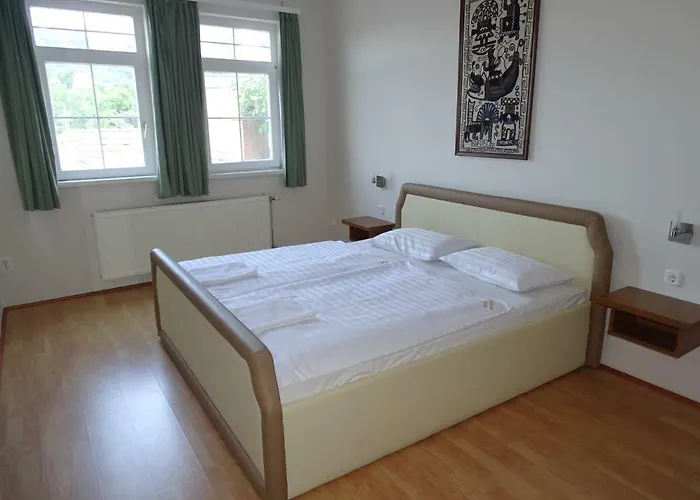 Bed & Breakfast Alabardos Panzio Es Apartmanhaz 3*